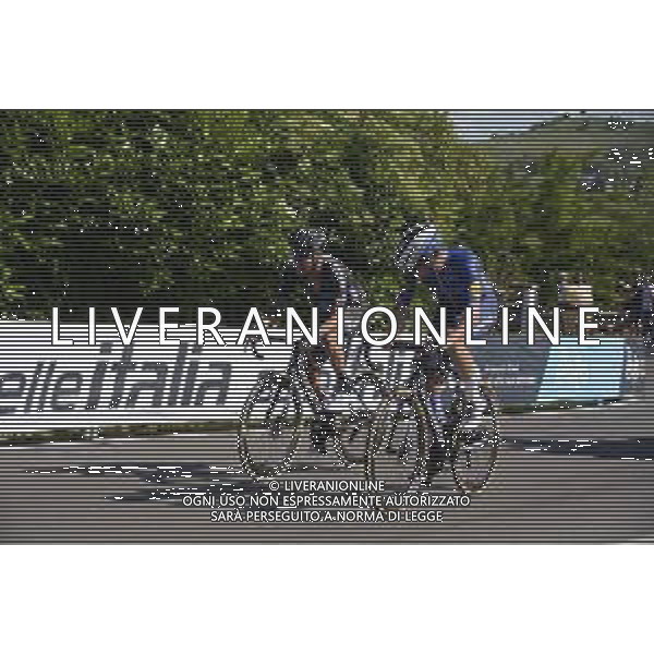 27-05-2021 Giro D\'italia; Tappa 18 Rovereto - Stradella; 2021, Deceuninck - Quick Step; 2021, Dsm; Cavagna, Remi; Roche, Nicolas; ©SIROTTI / AGENZIA ALDO LIVERANI SAS