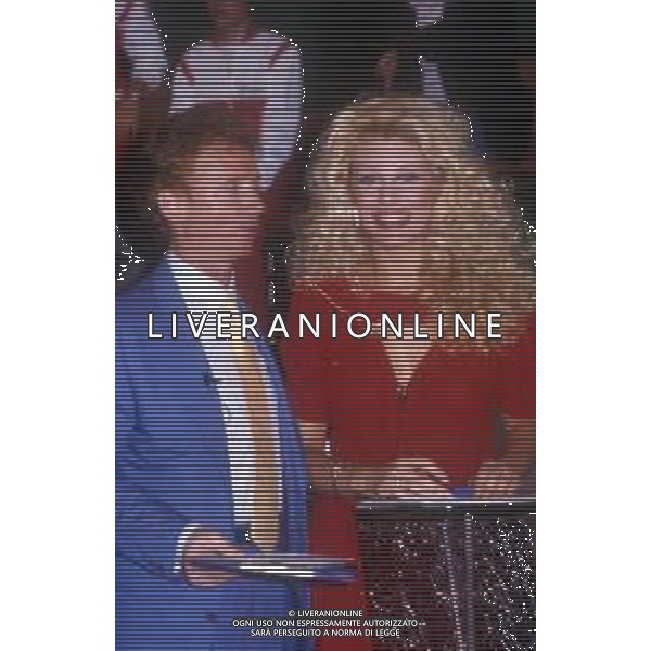 RETROSPETTIVA MARIA TERESA RUTA CONDUTTRICE TELEVISIVA, GIORNALISTA SCRITTRICE E ATTRICE TEATRALE  NELLA FOTO MARIA TERESA RUTA CON OSVALDO BEVILACQUA AG ALDO LIVERANI SAS 