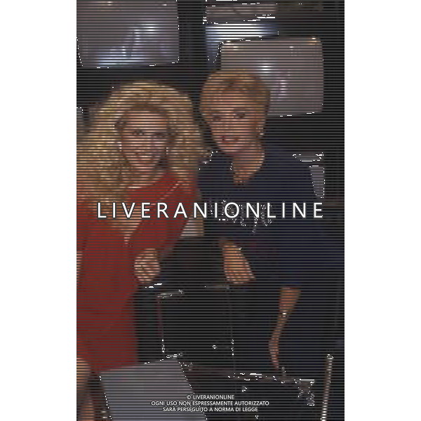 RETROSPETTIVA MARIA TERESA RUTA CONDUTTRICE TELEVISIVA, GIORNALISTA SCRITTRICE E ATTRICE TEATRALE  NELLA FOTO MARIA TERESA RUTA CON MARIA GIOVANNA ELMI AG ALDO LIVERANI SAS 