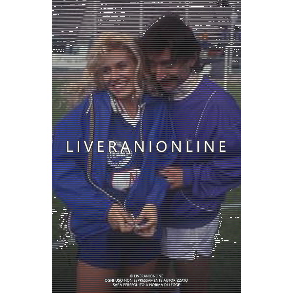 RETROSPETTIVA MARIA TERESA RUTA CONDUTTRICE TELEVISIVA, GIORNALISTA SCRITTRICE E ATTRICE TEATRALE  NELLA FOTO MARIA TERESA RUTA CON IL MARITO AMEDEO GORIA AG ALDO LIVERANI SAS   
