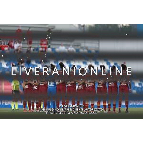 Scaccianocer/LMedia - Finals - AC Milan vs AS Roma - Italian Coppa Italia Women football match 2020/2021 30 May 2021 - MAPEI Stadium, Reggio Emilia, Italy Photo showing: AS Roma players minute of silence @Scaccianocer/LMedia/ AGENZIA ALDO LIVERANI SAS