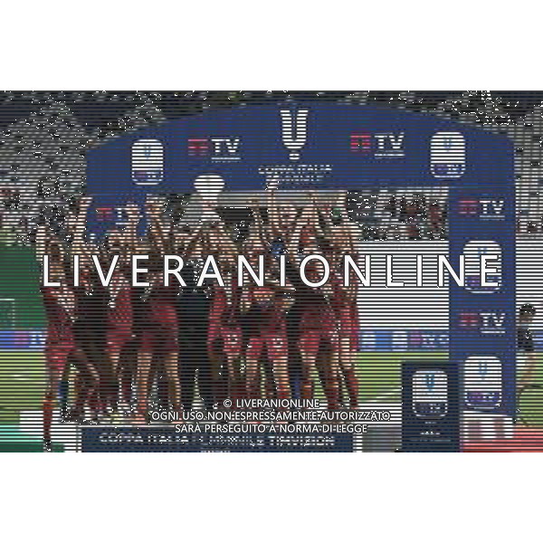 ¬© TVRG premiazione Roma Milan vs Roma finale Coppa Italia femminile Timvision Mapei Stadium - Stadio Citta\' del Tricolore Reggio Emilia 30-05-2021 foto Roberto Garavaglia/ag. Aldo Liverani sas/ AGENZIA ALDO LIVERANI SAS