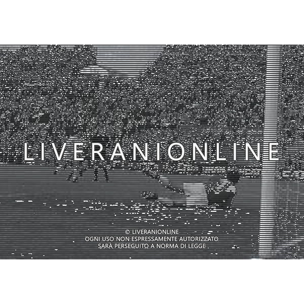 25-11-1979 COMO CAMPIONATO DI CALCIO SERIE B COMO-MONZA 1-1 NELLA FOTO PARATA ROBERTO MARCONCINI AG ALDO LIVERANI SAS