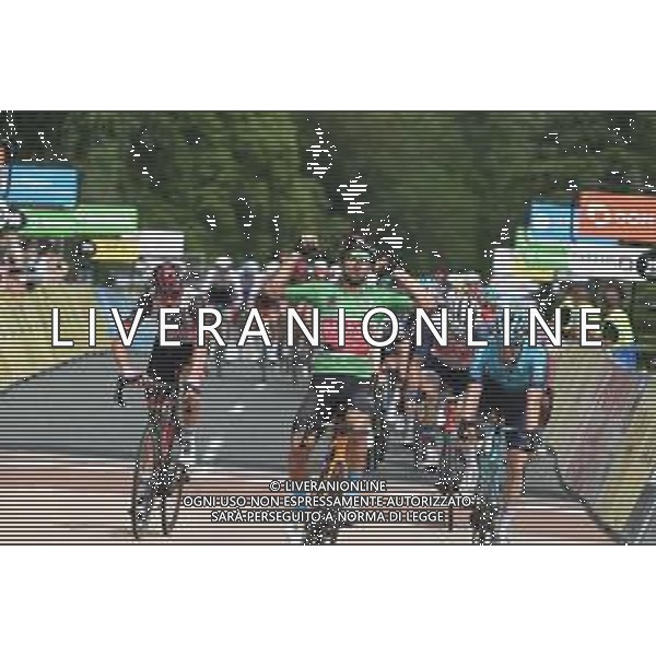 01-06-2021 Criterium Du Dauphine Libere; Tappa 03 Langeac - Saint Haon Le Vieux; 2021, Bahrain - Victorious; 2021, Astana - Premier Tech; 2021, Uae - Emirates; Colbrelli, Sonny; Aranburu Deva, Alexander; Mcnulty, Brandon; Saint Haon Le Vieux; ©SIROTTI/AGENZIA ALDO LIVERANI SAS