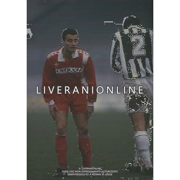 RETROSPETTIVA EDOARDO ARTISTICO CALCIATORE NELLA FOTO EDOARDO ARTISTICO CON LA MAGLIA DEL MONZA CALCIO AG ALDO LIVERANI SAS