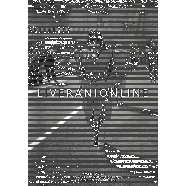 RETROSPETTIVA BRUNO PACE ALLENATORE CATANZARO CALCIO NELLA FOTO BRUNO PACE ALLENATORE CATANZARO NELL\'ANNO 1981-1982 AG ALDO LIVERANI SAS