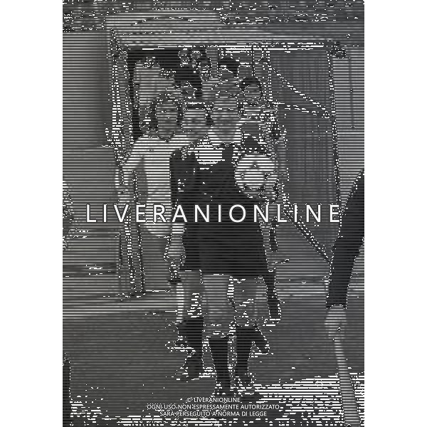 08-02-1981 VARESE CAMPIONATO DI CALCIO SERIE B VARESE FOGGIA 0-0 NELLA FOTO ARBITRO LUIGI ALTOBELLI AG ALDO LIVERANI SAS