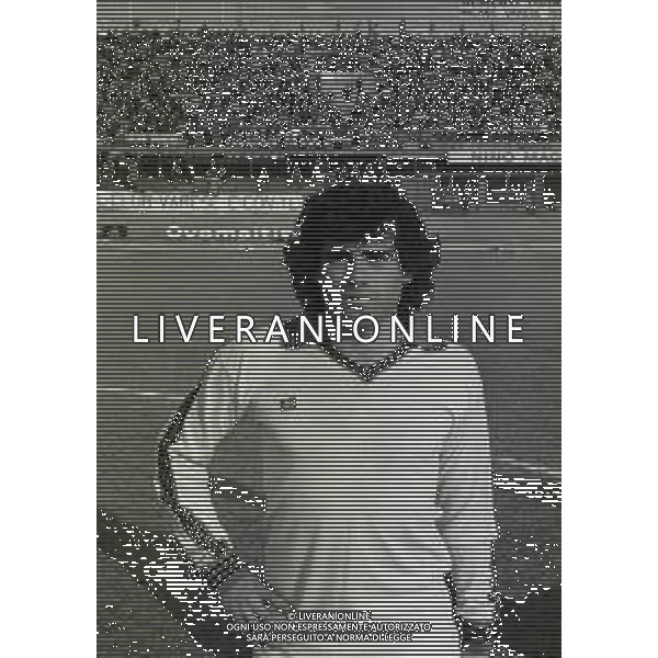 08-02-1981 VARESE CAMPIONATO DI CALCIO SERIE B VARESE FOGGIA 0-0 NELLA FOTO COSTANTE TIVELLI AG ALDO LIVERANI SAS