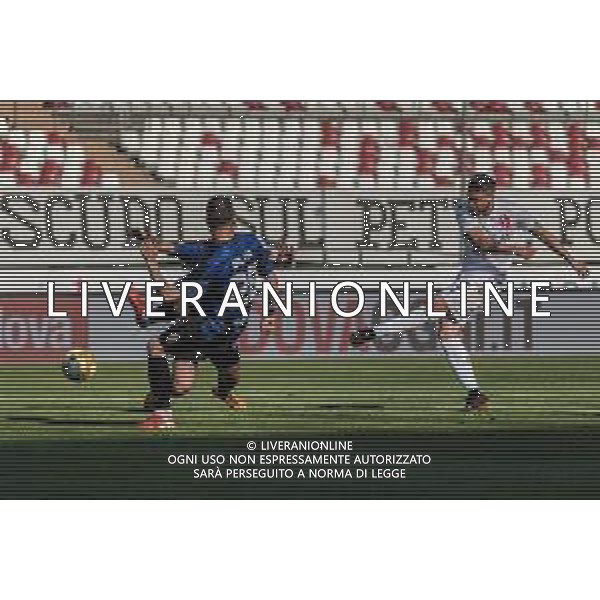 Radonia/LMedia - Padova Calcio vs Renate - Campionato di Calcio Serie C - Lega Pro 2020/2021 02 giugno 2021 - Stadio Euganeo, Padova, Italia Nella foto: Il tiro di Simone Della Latta (Padova) @Radonia/LMedia/AGENZIA ALDO LIVERANI SAS