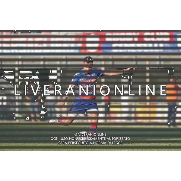 Carnabucia/LMedia - Finale Scudetto 2021 - Petrarca Rugby vs Femi-CZ Rovigo - Campionato di Rugby Top 10 2020/2021 02 giugno 2021 - Stadio Plebiscito, Padova, Italia Nella foto: Andrea Menniti-Ippolito (Rugby Rovigo) durante un calcio di punizione @Carnabucia/LMedia/AGENZIA ALDO LIVERANI SAS