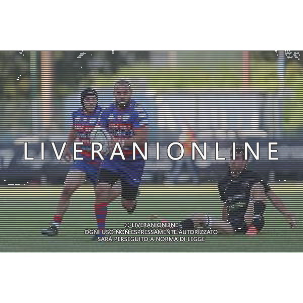 Carnabucia/LMedia - Finale Scudetto 2021 - Petrarca Rugby vs Femi-CZ Rovigo - Campionato di Rugby Top 10 2020/2021 02 giugno 2021 - Stadio Plebiscito, Padova, Italia Nella foto: Andrea Bacchetti (Rugby Rovigo) fa il break nella difesa del Petrarca @Carnabucia/LMedia/AGENZIA ALDO LIVERANI SAS