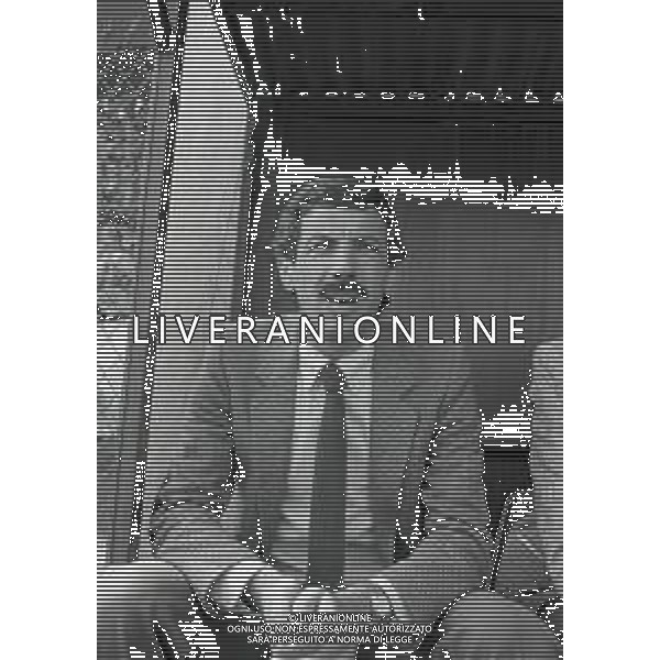 18-04-1982 MONZA CAMPIONATO DI CALCIO DI SERIE C MONZA- L.R.VICENZA 1-0 NELLA FOTO ALLENATORE FRANCO FONTANA MONZA CALCIO AG ALDO LIVERANI SAS