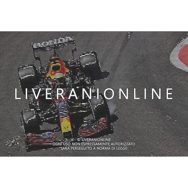 Max Verstappen (NLD) Red Bull Racing RB16B locks up under braking before crashing in the third practice session. 05.06.2021. Formula 1 World Championship, Rd 6, Azerbaijan Grand Prix, Baku Street Circuit, Azerbaijan, Qualifying Day. - www.xpbimages.com, EMail: requests@xpbimages.com © Copyright: Batchelor / XPB Images/AGENZIA ALDO LIVERANI SAS - ITALY ONLY EDITORIAL USE ONLY