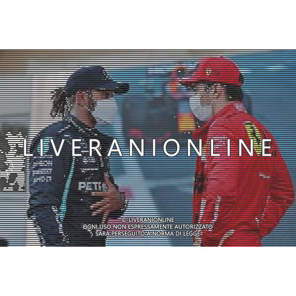 (L to R): Lewis Hamilton (GBR) Mercedes AMG F1 with Charles Leclerc (MON) Ferrari in qualifying parc ferme. 05.06.2021. Formula 1 World Championship, Rd 6, Azerbaijan Grand Prix, Baku Street Circuit, Azerbaijan, Qualifying Day. - www.xpbimages.com, EMail: requests@xpbimages.com © Copyright: Batchelor / XPB Images/AGENZIA ALDO LIVERANI SAS - ITALY ONLY EDITORIAL USE ONLY