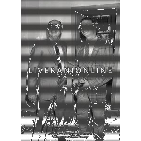 1984 MILANO LEGA CALCIO VIA FILIPPETTI INAUGURAZIONE DI ALCUNI NUOVI LOCALI ALLA PRESENZA DEI PRESIDENTI SERIE A E B NELLA FOTO CORSI E ILARIO CASTAGNER AG ALDO LIVERANI SAS