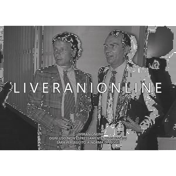 1984 MILANO LEGA CALCIO VIA FILIPPETTI INAUGURAZIONE DI ALCUNI NUOVI LOCALI ALLA PRESENZA DEI PRESIDENTI SERIE A E B NELLA FOTO ILARIO CASTAGNER E ERNESTO PELLEGRINI AG ALDO LIVERANI SAS
