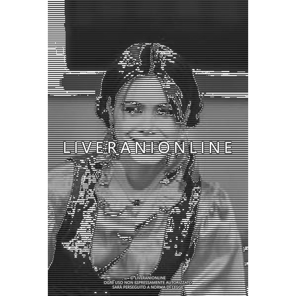 RETROSPETTIVA MIKE BONGIORNO CONDUTTORE TELEVISIVO NELLA TRASMISSIONE TELEVISIVA \'SCOMMETTIAMO\' GIOCO A QUIZ NEL 1978 Nella foto la Valletta Patrizia Garganese ©Archivio Giovanni Liverani/AGENZIA ALDO LIVERANI SAS
