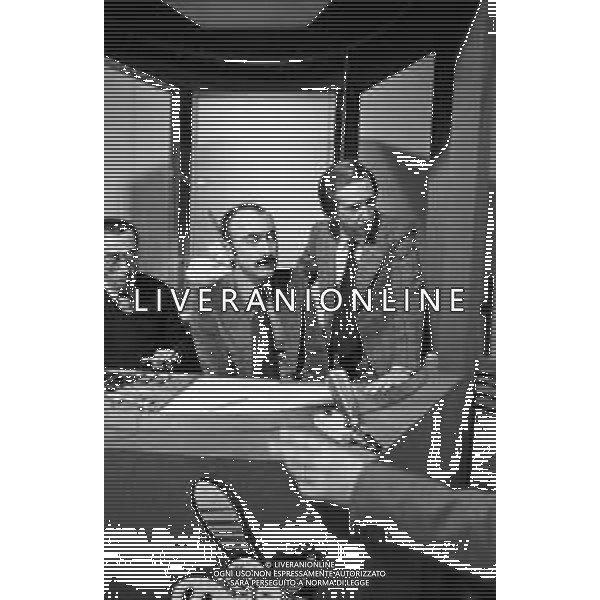 RETROSPETTIVA MIKE BONGIORNO CONDUTTORE TELEVISIVO NELLA TRASMISSIONE TELEVISIVA \'SCOMMETTIAMO\' GIOCO A QUIZ NEL 1978 Nella foto il notaio Ludovico Peregrini ©Archivio Giovanni Liverani/AGENZIA ALDO LIVERANI SAS
