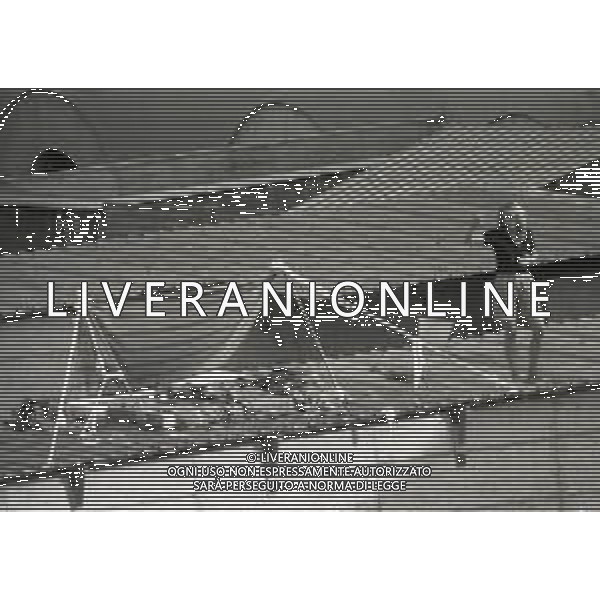1981 MILANO CARCERE DI SAN VITTORE NELLA FOTO LE DETENUTE IN PROTESTA AL CARCERE DI SAN VITTORE NEL MESE DI AGOSTO AG ALDO LIVERANI SAS