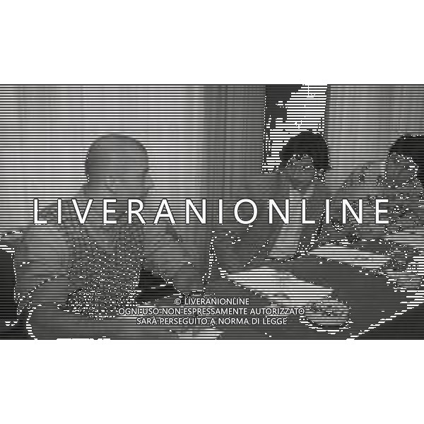 1996 MILANO HOTEL MICHELANGELO DIRETTIVO AIC ASSOCIAZIONE ITALIANA CALCIATORI NELLA FOTO GIANLUCA VIALLI E DEMETRIO ALBERTINI AG ALDO LIVERANI SAS