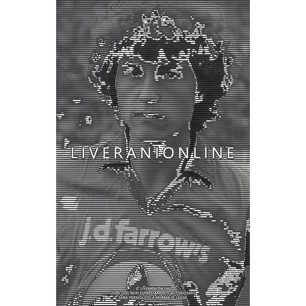 RETROSPETTIVA ARMANDO FERRONI CALCIATORE NELLA FOTO ARMANDO FERRONI CON LA MAGLIA DELLA FIORENTINA CALCIO NELL\'ANNO 1981-1982 AG ALDO LIVERANI SAS