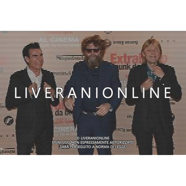 © TVRG presso Anteo Palazzo del Cinema di via Milazzo photocall del film Extraliscio punk da balera nella foto gli Extraliscio da SX Mauro Ferrara, Mirco Mariani e Mauro il Biondo Milano 09-06-2021 foto Roberto Garavaglia/agenzia Aldo Liverani