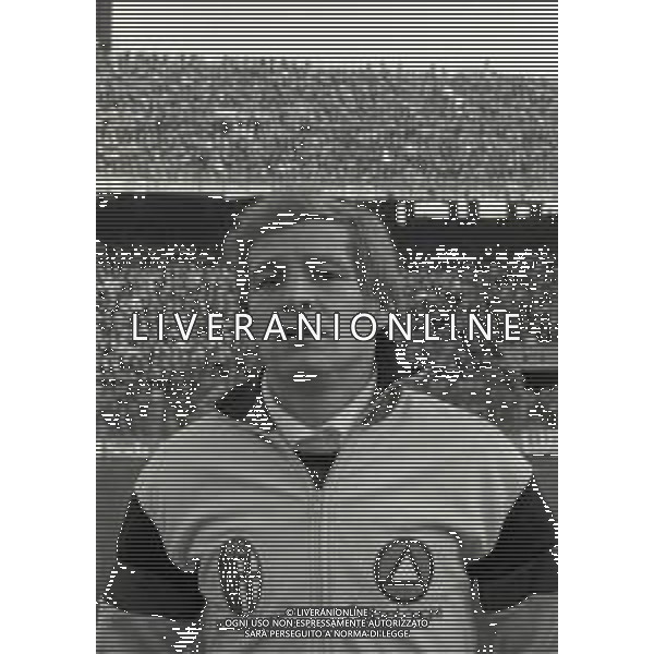 RETROSPETTIVA KLAUS BACHLECHNER CALCIATORE NELLA FOTO KLAUS BACHLECHNER CON LA MAGLIA DEL BOLOGNA CALCIO NELL\'ANNO 1980 AG ALDO LIVERANI SAS