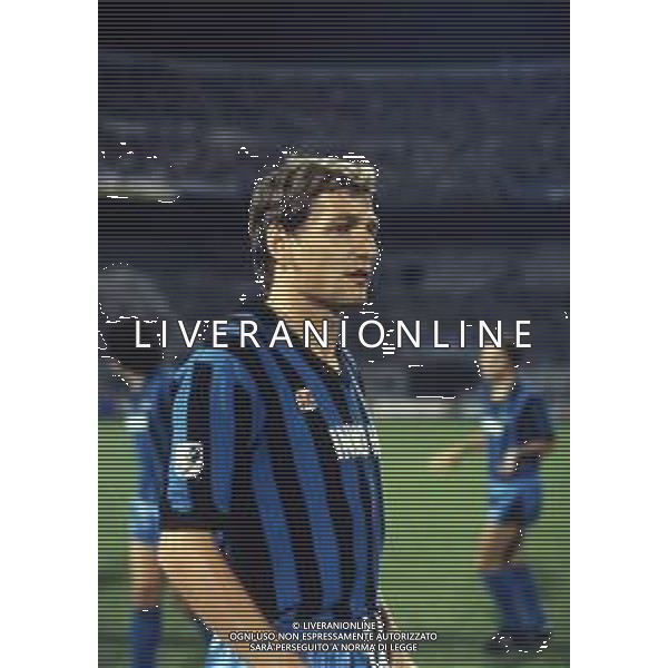 RETROSPETTIVA KLAUS BACHLECHNER CALCIATORE NELLA FOTO KLAUS BACHLECHNER CON LA MAGLIA DELL\'INTER AG ALDO LIVERANI SAS