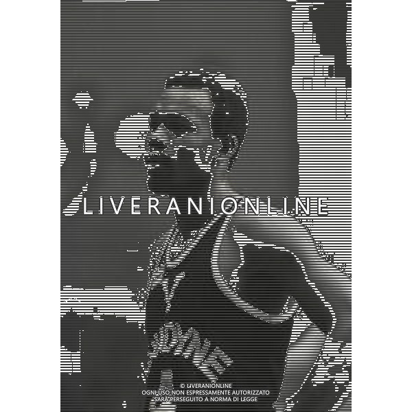RETROSPETTIVA ELVIS ROLLE BASKET NELLA FOTO ELVIS ROLLE CON LA MAGLIA DELLA SINUDYNE BASKET BOLOGNA NELL\'ANNO 1982 AG ALDO LIVERANI SAS