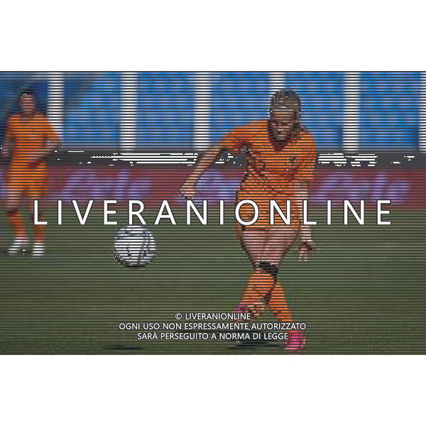 Griffonit/LMedia - Friendly match 2021 - Italy Women vs Netherlands - friendly football match 10 June 2021 - Paolo Mazza stadium, ferrara, Italy Photo showing: Katja Snoeijs (Bordeaux) of Netherlands kicks @Griffonit/LMedia/AGENZIA ALDO LIVERANI SAS