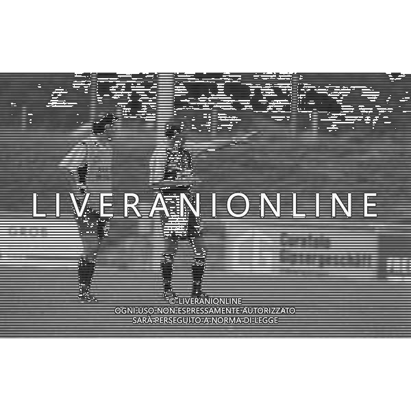 RETROSPETTIVA ZDENEK ZEMAN ALLENATORE DELLA LAZIO CAMPIONATO CALCIO SERIE A 1994-1995 NELLA FOTO DURANTE L\'ALLENAMENTO CON ROBERTO CRAVERO ©Archivio Giovanni Liverani/AGENZIA ALDO LIVERANI SAS