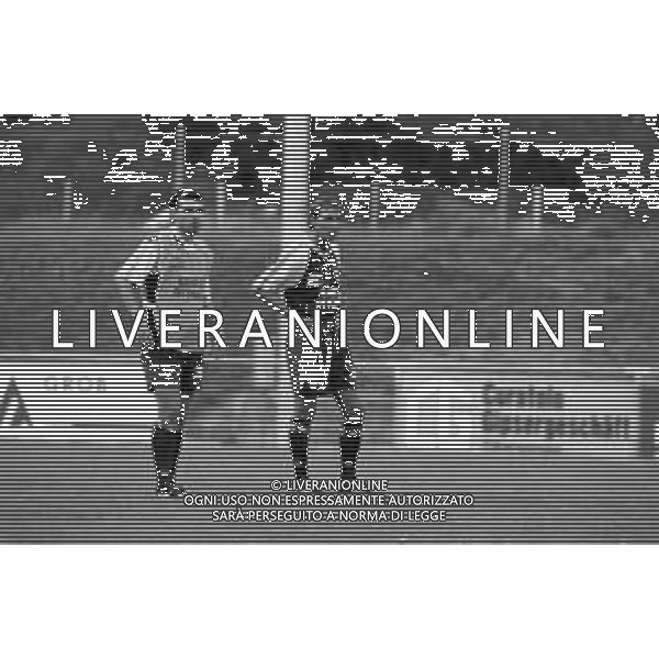 RETROSPETTIVA ZDENEK ZEMAN ALLENATORE DELLA LAZIO CAMPIONATO CALCIO SERIE A 1994-1995 NELLA FOTO DURANTE L\'ALLENAMENTO CON ROBERTO CRAVERO ©Archivio Giovanni Liverani/AGENZIA ALDO LIVERANI SAS