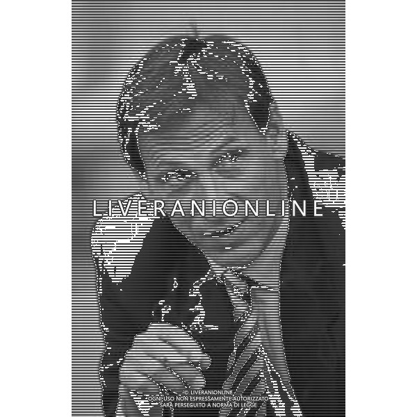 RETROSPETTIVA ZDENEK ZEMAN ALLENATORE DELLA LAZIO CAMPIONATO CALCIO SERIE A - 1995 NELLA FOTO MENTRE FUMA UNA SIGARETTA ©Archivio Giovanni Liverani/AGENZIA ALDO LIVERANI SAS