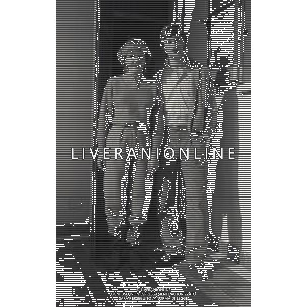 RETROSPETTIVA WLADYSLAW ZMUDA CALCIATORE NELLA FOTO WLADYSLAW ZMUDA A VERONA NELL\'ANNO 1982 CON LA MOGLIE AG ALDO LIVERANI SAS