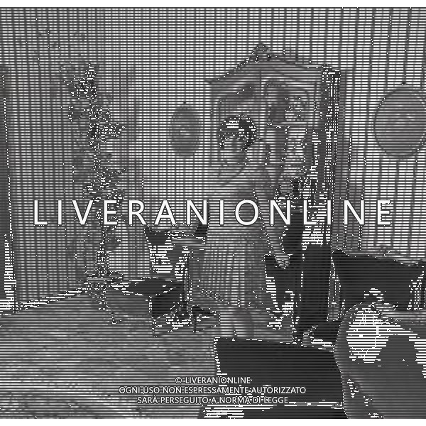 RETROSPETTIVA ORIETTA BERTI CANTANTE NELLA FOTO ORIETTA BERTI A MONTECCHIO NELLA SUA CASA NELL\'ANNO 1968 AG ALDO LIVERANI SAS 