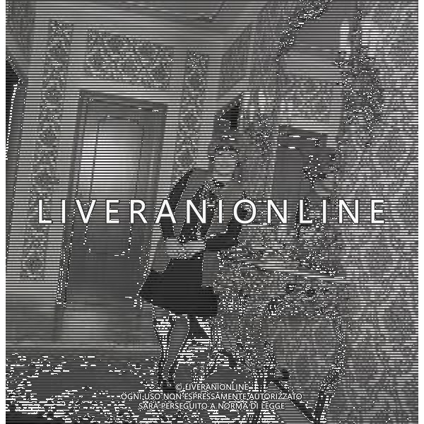 RETROSPETTIVA ORIETTA BERTI CANTANTE NELLA FOTO ORIETTA BERTI A MONTECCHIO NELLA SUA CASA NELL\'ANNO 1968 AG ALDO LIVERANI SAS 