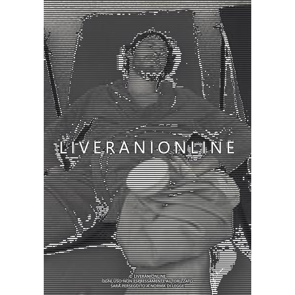 RETROSPETTIVA RENE\' VANDEREYCKEN CALCIATORE NELLA FOTO RENE\' VANDEREYCKEN CON LA MAGLIA DEL GENOA CALCIO NELL\'ANNO 1982-1983 AG ALDO LIVERANI SAS