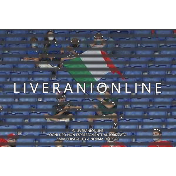 Campionato Europeo UEFA EURO 2020 gara del gruppo A ITALIA vs SVIZZERA del 16/06/2021 - nella foto: tifosi italia ©Claudio Zamagni/Agenzia Aldo Liverani s.a.s. during European UEFA Championship - UEFA Euro 2020 soccer match between Italy and Switzerland Olympic Stadium in Rome on June 16 2021 photo credit by Claudio Zamagni/Aldo Liverani Photo Agency/AGENZIA ALDO LIVERANI SAS