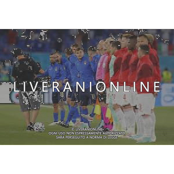 Campionato Europeo UEFA EURO 2020 gara del gruppo A ITALIA vs SVIZZERA del 16/06/2021 - nella foto: le formazioni schierate nel prepartita- nicolo\' barella e leonardo bonucci ©Claudio Zamagni/Agenzia Aldo Liverani s.a.s. during European UEFA Championship - UEFA Euro 2020 soccer match between Italy and Switzerland Olympic Stadium in Rome on June 16 2021 photo credit by Claudio Zamagni/Aldo Liverani Photo Agency/AGENZIA ALDO LIVERANI SAS
