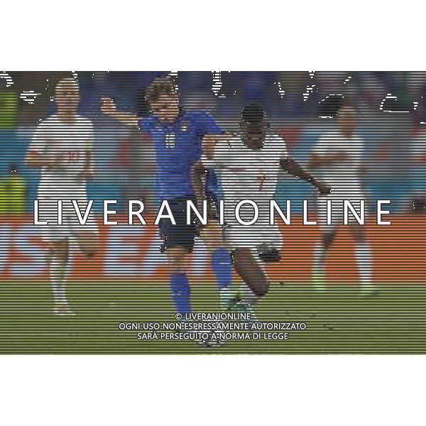 Campionato Europeo UEFA EURO 2020 gara del gruppo A ITALIA vs SVIZZERA del 16/06/2021 - nella foto: Barella Nicolo’(Italia) Breel Embolo (Switzerland) ©Claudio Zamagni/Agenzia Aldo Liverani s.a.s. during European UEFA Championship - UEFA Euro 2020 soccer match between Italy and Switzerland Olympic Stadium in Rome on June 16 2021 photo credit by Claudio Zamagni/Aldo Liverani Photo Agency/AGENZIA ALDO LIVERANI SAS