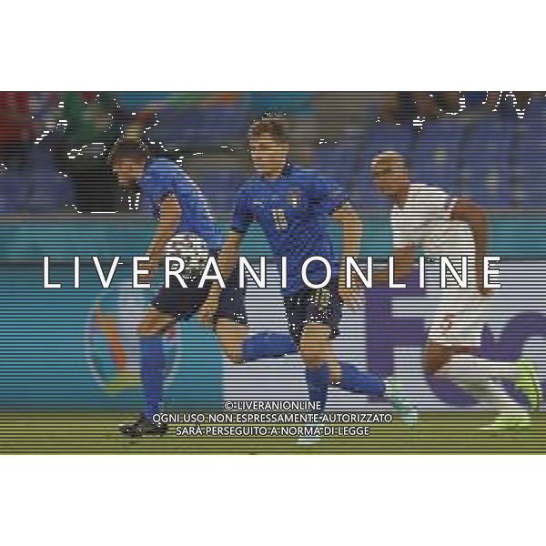 Campionato Europeo UEFA EURO 2020 gara del gruppo A ITALIA vs SVIZZERA del 16/06/2021 - nella foto: Barella Nicolo’(Italia)Manuel Akanji (Switzerland) ©Claudio Zamagni/Agenzia Aldo Liverani s.a.s. Nicolo’(Italia)Manuel Akanji (Switzerland) during European UEFA Championship - UEFA Euro 2020 soccer match between Italy and Switzerland Olympic Stadium in Rome on June 16 2021 photo credit by Claudio Zamagni/Aldo Liverani Photo Agency/AGENZIA ALDO LIVERANI SAS