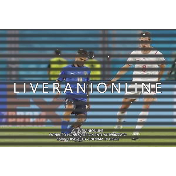 Campionato Europeo UEFA EURO 2020 gara del gruppo A ITALIA vs SVIZZERA del 16/06/2021 - nella foto: Insigne Lorenzo(Italia)Remo Freuler (Switzerland) ©Claudio Zamagni/Agenzia Aldo Liverani s.a.s. Insigne Lorenzo(Italia) Remo Freuler (Switzerland)during European UEFA Championship - UEFA Euro 2020 soccer match between Italy and Switzerland Olympic Stadium in Rome on June 16 2021 photo credit by Claudio Zamagni/Aldo Liverani Photo Agency/AGENZIA ALDO LIVERANI SAS