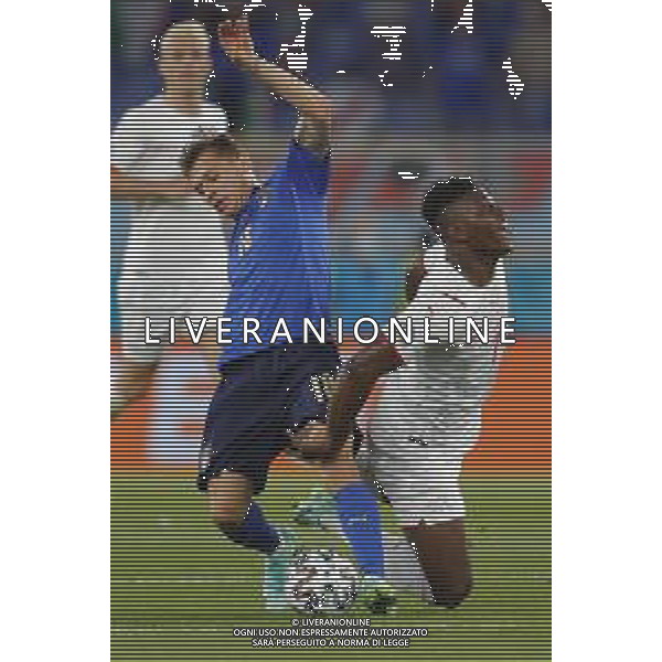 Campionato Europeo UEFA EURO 2020 gara del gruppo A ITALIA vs SVIZZERA del 16/06/2021 - nella foto: Barella Nicolo’(Italia) Breel Embolo (Switzerland) ©Claudio Zamagni/Agenzia Aldo Liverani s.a.s. Barella Nicolo’(Italia) Breel Embolo (Switzerland) during European UEFA Championship - UEFA Euro 2020 soccer match between Italy and Switzerland Olympic Stadium in Rome on June 16 2021 photo credit by Claudio Zamagni/Aldo Liverani Photo Agency/AGENZIA ALDO LIVERANI SAS