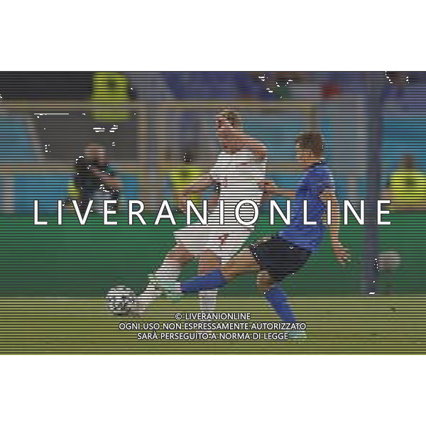 Campionato Europeo UEFA EURO 2020 gara del gruppo A ITALIA vs SVIZZERA del 16/06/2021 - nella foto: Nico Elvedi (Switzerland) Barella Nicolo’(Italia) ©Claudio Zamagni/Agenzia Aldo Liverani s.a.s. Nico Elvedi (Switzerland) Barella Nicolo’(Italia) during European UEFA Championship - UEFA Euro 2020 soccer match between Italy and Switzerland Olympic Stadium in Rome on June 16 2021 photo credit by Claudio Zamagni/Aldo Liverani Photo Agency/AGENZIA ALDO LIVERANI SAS