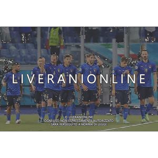 Campionato Europeo UEFA EURO 2020 gara del gruppo A ITALIA vs SVIZZERA del 16/06/2021 - nella foto: Insigne Lorenzo(Italia) Chiellini Giorgio(Italia)Bonucci Leonardo(Italia)Immobile Ciro(Italia)Di Lorenzo Giovanni(Italia)Manuel Locatelli(Italia) Barella Nicolo’(Italia) - esultanza ©Claudio Zamagni/Agenzia Aldo Liverani s.a.s. Insigne Lorenzo(Italia) Chiellini Giorgio(Italia)Bonucci Leonardo(Italia)Immobile Ciro(Italia)Di Lorenzo Giovanni(Italia)Manuel Locatelli(Italia) Barella Nicolo’(Italia) during European UEFA Championship - UEFA Euro 2020 soccer match between Italy and Switzerland Olympic Stadium in Rome on June 16 2021 photo credit by Claudio Zamagni/Aldo Liverani Photo Agency/AGENZIA ALDO LIVERANI SAS