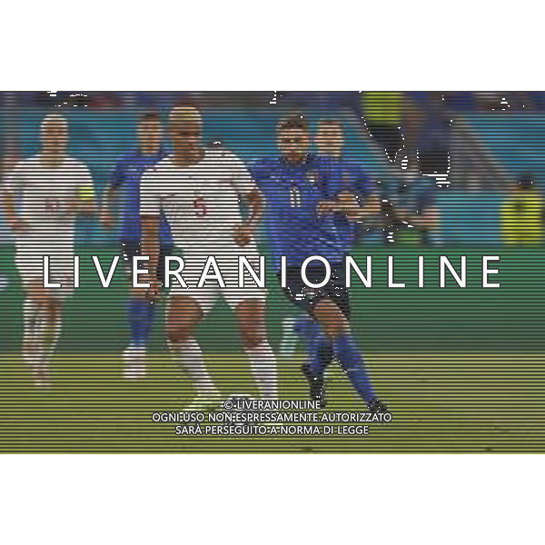 Campionato Europeo UEFA EURO 2020 gara del gruppo A ITALIA vs SVIZZERA del 16/06/2021 - nella foto: Manuel Akanji (Switzerland) Berardi Domenico(Italia) ©Claudio Zamagni/Agenzia Aldo Liverani s.a.s. Manuel Akanji (Switzerland) Berardi Domenico(Italia) during European UEFA Championship - UEFA Euro 2020 soccer match between Italy and Switzerland Olympic Stadium in Rome on June 16 2021 photo credit by Claudio Zamagni/Aldo Liverani Photo Agency/AGENZIA ALDO LIVERANI SAS