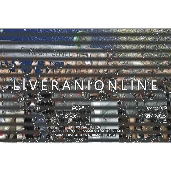 ©Alessandro Falzone/Agenzia Aldo Liverani Alessandria 17.06.2021 Stadio Giuseppe Moccagatta Alessandria vs Padova Finale Play Off Serie C Nella foto : Premiazione con trofeo ai calciatori dell\'Alessandria ©FALZONE /AGENZIA ALDO LIVERANI SAS