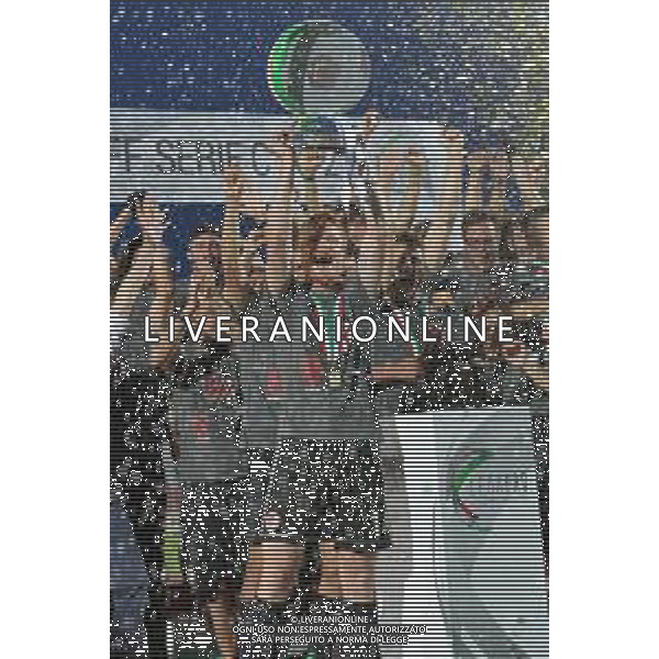 ©Alessandro Falzone/Agenzia Aldo Liverani Alessandria 17.06.2021 Stadio Giuseppe Moccagatta Alessandria vs Padova Finale Play Off Serie C Nella foto : Premiazione con trofeo ai calciatori dell\'Alessandria ©FALZONE /AGENZIA ALDO LIVERANI SAS