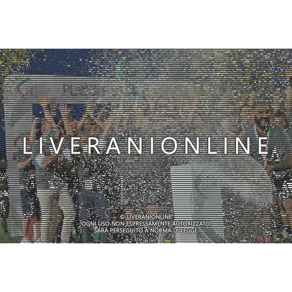 ©Alessandro Falzone/Agenzia Aldo Liverani Alessandria 17.06.2021 Stadio Giuseppe Moccagatta Alessandria vs Padova Finale Play Off Serie C Nella foto : Premiazione con trofeo ai calciatori dell\'Alessandria ©FALZONE /AGENZIA ALDO LIVERANI SAS