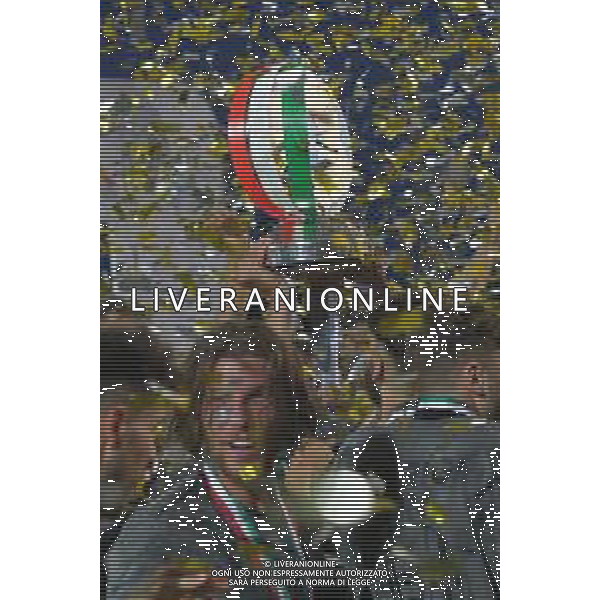 ©Alessandro Falzone/Agenzia Aldo Liverani Alessandria 17.06.2021 Stadio Giuseppe Moccagatta Alessandria vs Padova Finale Play Off Serie C Nella foto : Premiazione con trofeo ai calciatori dell\'Alessandria ©FALZONE /AGENZIA ALDO LIVERANI SAS